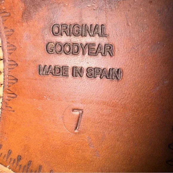 Lottusse 1877 Handmade Classic Derby Cap Toe Lace Up - Picture 6 of 8